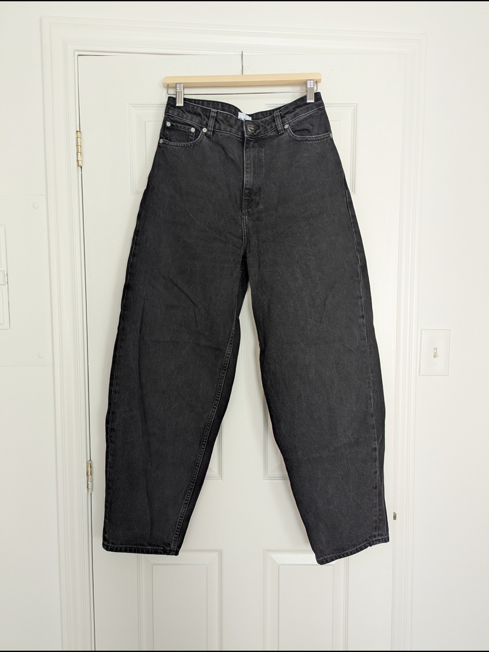 GANNI | Washed Black Stary Barrel-Leg Jeans | 29W/34L